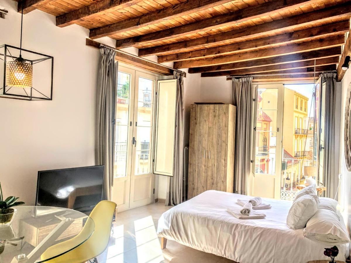 Homely Malaga Loft Gaona Centro Bagian luar foto