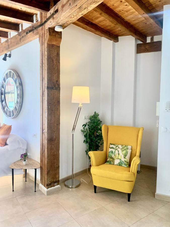 Homely Malaga Loft Gaona Centro Bagian luar foto